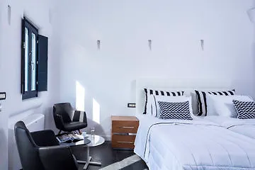 إيليا - للكبار فقط منتجع أويا